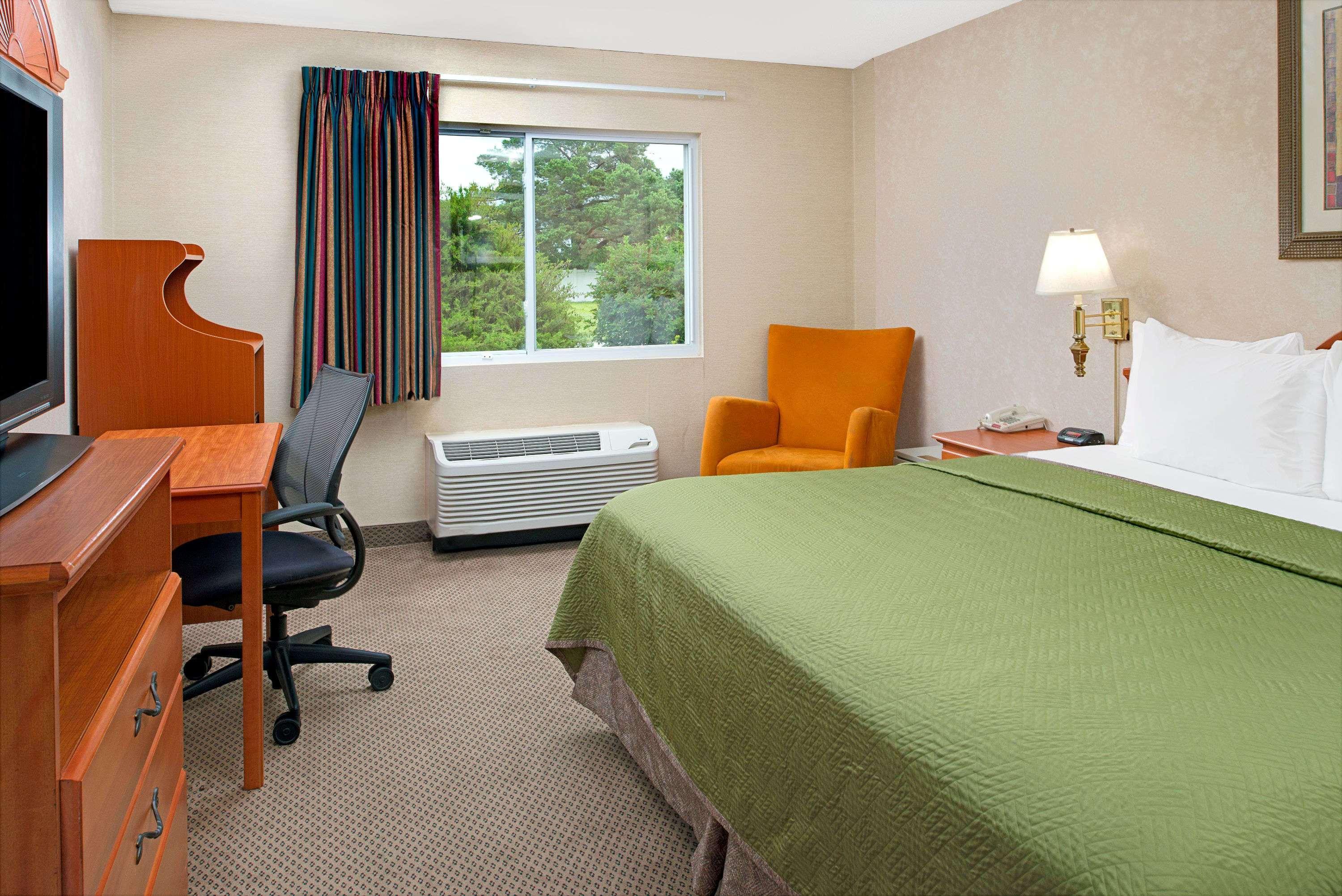 Travelodge By Wyndham Lincoln Airport I-80 Dış mekan fotoğraf